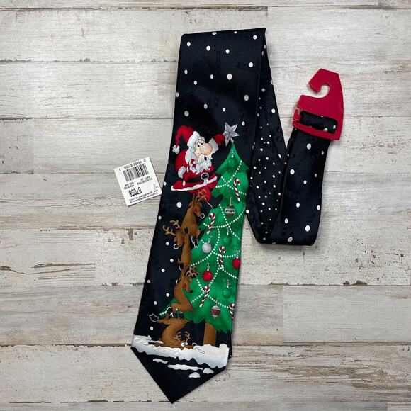 100% Silk Christmas Tie Santa Tree Reindeer Candy Cane Black A100972 - Picture 1 of 4